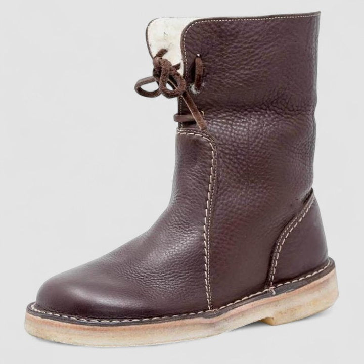 GUINEVERE – COZY LACE-UP BOOTS